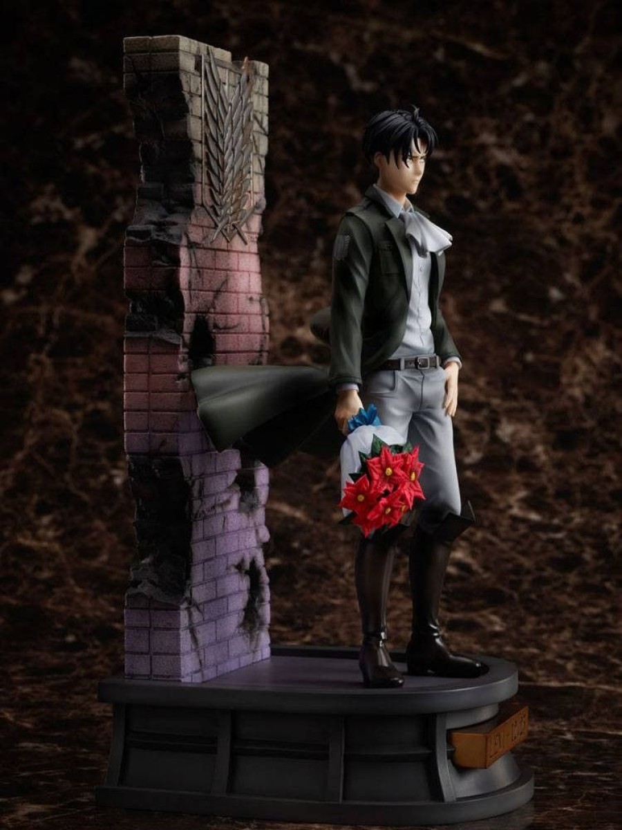 Shop Furyu Premium Statuen | Attack On Titan The Final Season - Levi Statue / Birthday: Furyu