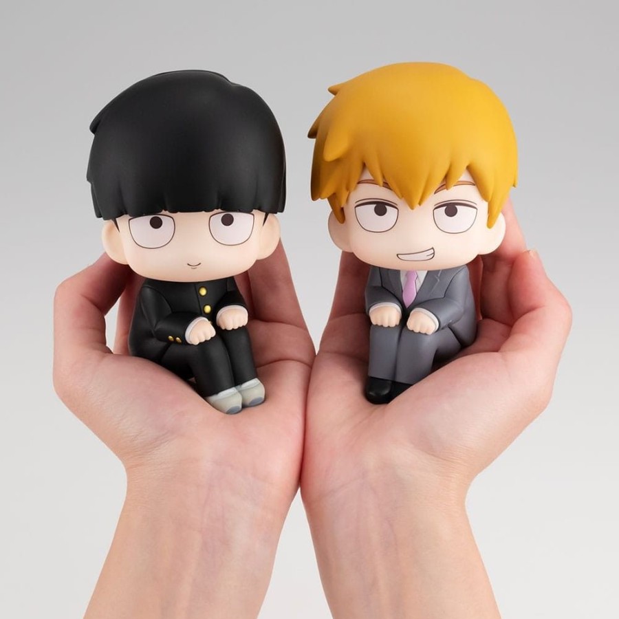 Shop MegaHouse Megahouse | Mob Psycho 100 Iii - Shigeo Kageyama & Arataka Reigen Statue / Look Up: Megahouse