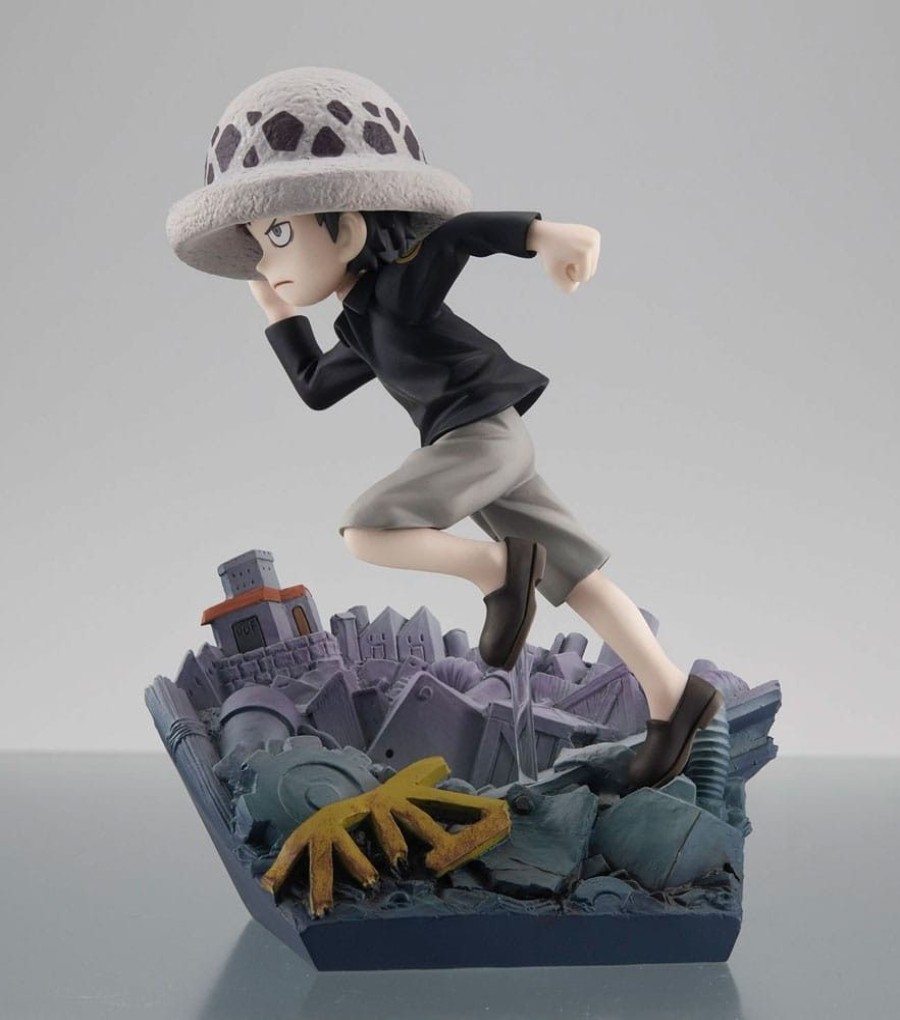 Shop MegaHouse One Piece | One Piece - Trafalgar Law Statue / Run! Run! Run! G.E.M. Serie: Megahouse