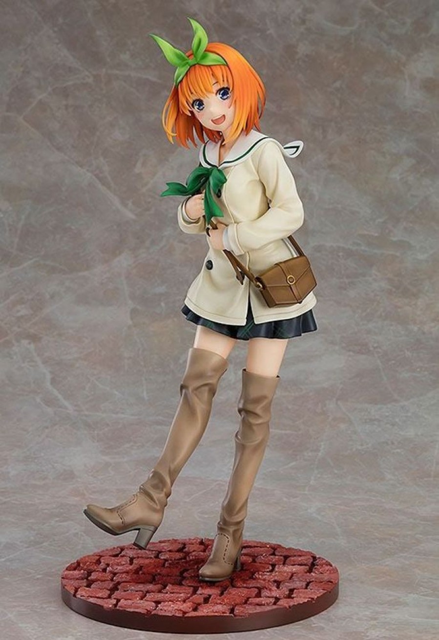 Shop Good Smile Company Statuen, Busten & Figuren | The Quintessential Quintuplets - Yotsuba Nakano Statue / Date Style Version: Good Smile Company