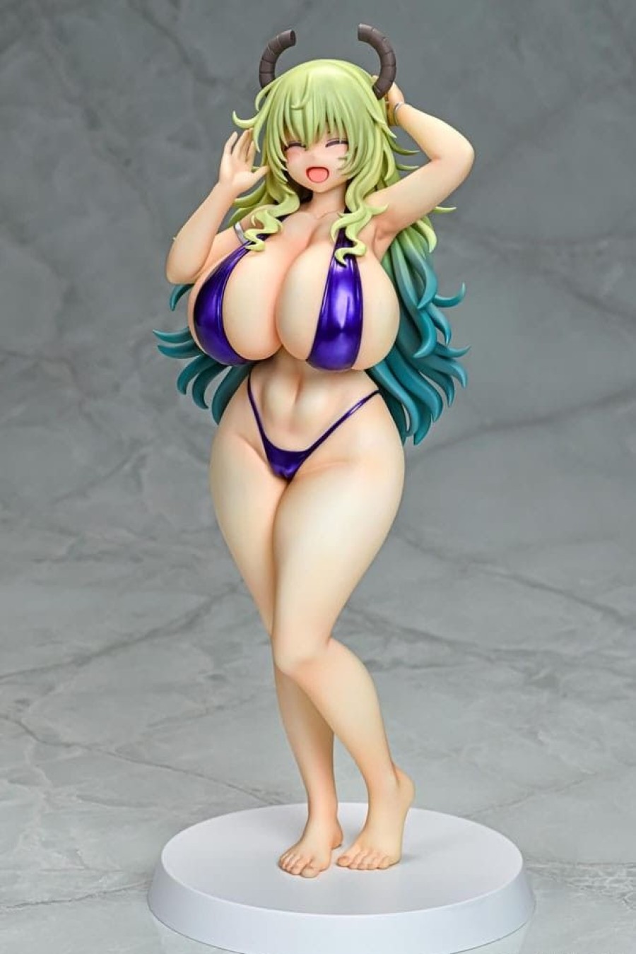 Shop Q-Six Statuen, Busten & Figuren | Miss Kobayashi'S Dragon Maid - Lucoa Statue / Bikini Style: Q-Six