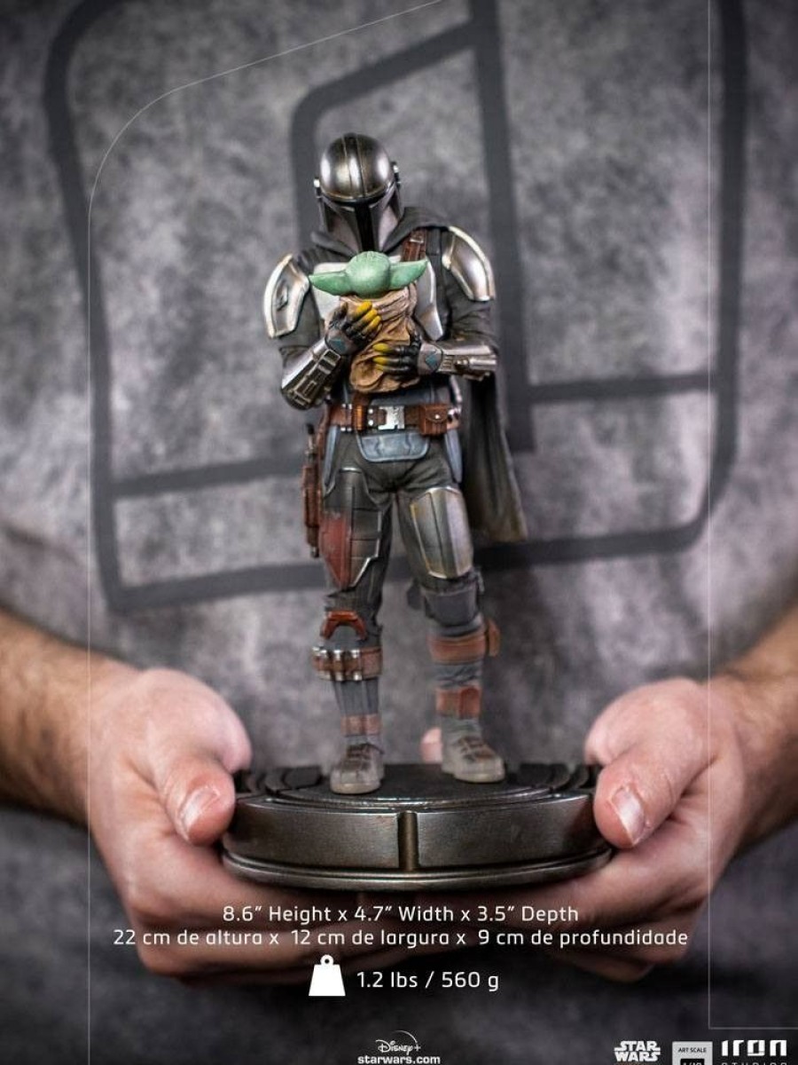 Kino & Comic Iron Studios | Star Wars The Mandalorian - Mandalorian & Grogu Statue / Art Scale: Iron Studios